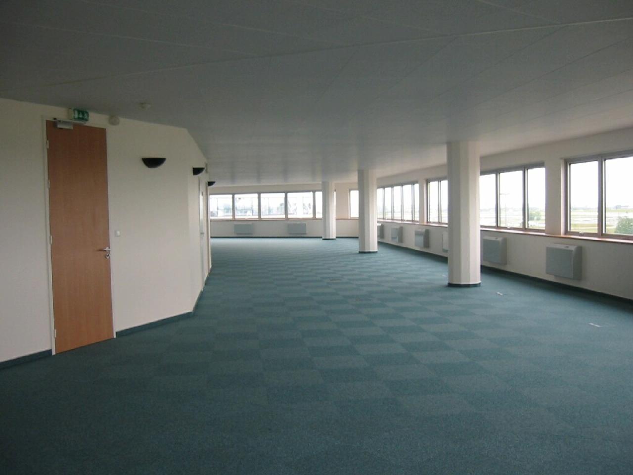 Bureau Tremblay-en-France 11696m² Location bureau Tremblay-en-France Seine-Saint-Denis OLBUR2107328 1